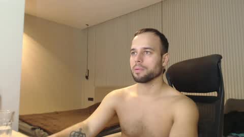 Snapshot of sandro_best chatting on 30, 1, 2025 DeAlex online show from 30, 1, 2025