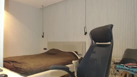 Snapshot of sandro_best chatting on 31, 1, 2025 DeAlex online show from 31, 1, 2025