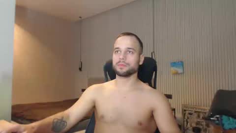 Snapshot of sandro_best chatting on 16, 2, 2025 DeAlex online show from 16, 2, 2025