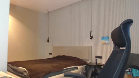 Snapshot of sandro_best chatting on 18, 2, 2025 DeAlex online show from 18, 2, 2025