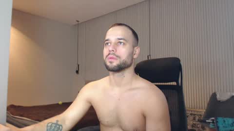 Snapshot of sandro_best chatting on 19, 2, 2025 DeAlex online show from 19, 2, 2025