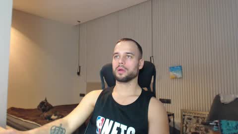 Snapshot of sandro_best chatting on 19, 2, 2025 DeAlex online show from 19, 2, 2025