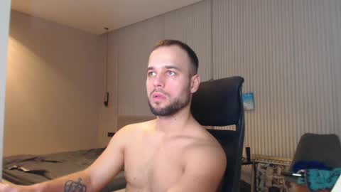 Snapshot of sandro_best chatting on 21, 2, 2025 DeAlex online show from 21, 2, 2025