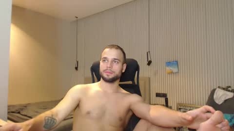 Snapshot of sandro_best chatting on 23, 2, 2025 DeAlex online show from 23, 2, 2025
