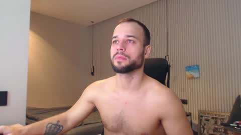 Snapshot of sandro_best chatting on 6, 3, 2025 DeAlex online show from 6, 3, 2025