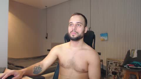 Snapshot of sandro_best chatting on 6, 3, 2025 DeAlex online show from 6, 3, 2025