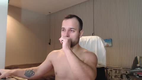 Snapshot of sandro_best chatting on 8, 3, 2025 DeAlex online show from 8, 3, 2025
