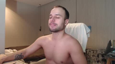 Snapshot of sandro_best chatting on 9, 3, 2025 DeAlex online show from 9, 3, 2025