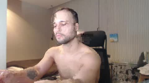 Snapshot of sandro_best chatting on 10, 3, 2025 DeAlex online show from 10, 3, 2025