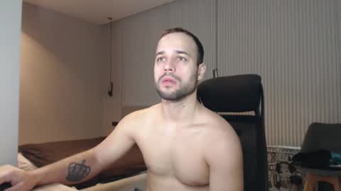 Snapshot of sandro_best chatting on 12, 3, 2025 DeAlex online show from 12, 3, 2025