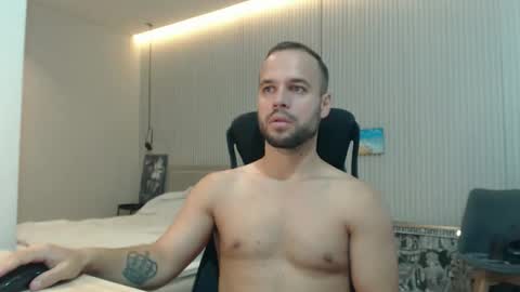 Snapshot of sandro_best chatting on 10, 9, 2025 DeAlex online show from 10, 9, 2025