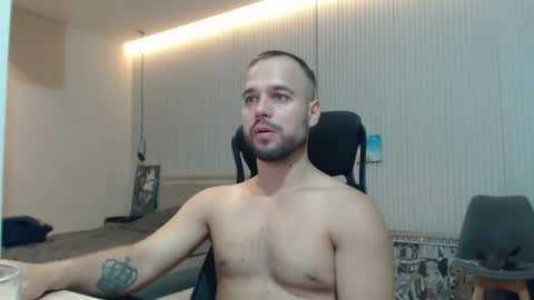 Snapshot of sandro_best chatting on 23, 9, 2025 DeAlex online show from 23, 9, 2025