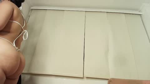 Snapshot of sandy_rivas chatting on 28, 9, 2025 SAM online show from 28, 9, 2025