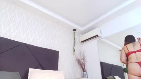 Snapshot of sandy_rivas chatting on 11, 10, 2025 SAM online show from 11, 10, 2025