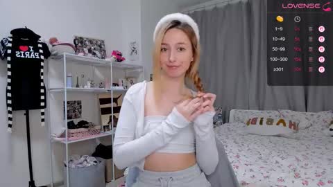 Snapshot of sandycramerrr chatting on 4, 2, 2026 Sandy online show from 4, 2, 2026