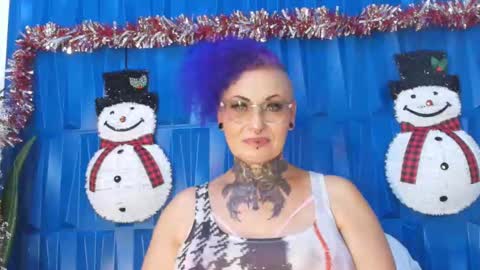 Snapshot of sandyrosee_ chatting on 2, 12, 2024 Sandy Rose online show from 2, 12, 2024