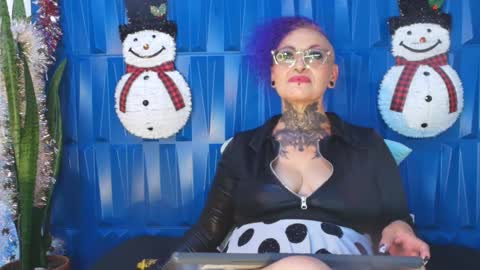 Snapshot of sandyrosee_ chatting on 3, 12, 2024 Sandy Rose online show from 3, 12, 2024