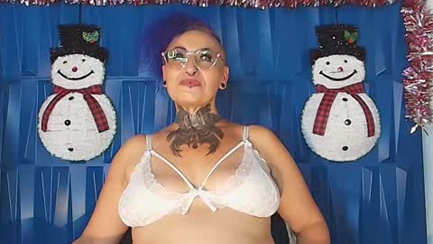 Snapshot of sandyrosee_ chatting on 9, 12, 2024 Sandy Rose online show from 9, 12, 2024