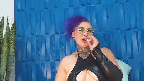 Snapshot of sandyrosee_ chatting on 23, 1, 2025 Sandy Rose online show from 23, 1, 2025