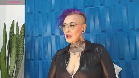 Snapshot of sandyrosee_ chatting on 28, 1, 2025 Sandy Rose online show from 28, 1, 2025