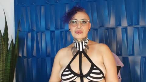 Snapshot of sandyrosee_ chatting on 22, 2, 2025 Sandy Rose online show from 22, 2, 2025