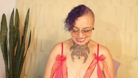 Snapshot of sandyrosee_ chatting on 1, 3, 2025 Sandy Rose online show from 1, 3, 2025