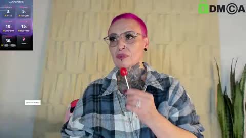 Snapshot of sandyrosee_ chatting on 17, 9, 2025 Sandy Rose online show from 17, 9, 2025
