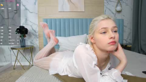 Sandy online show from 2, 2, 2026