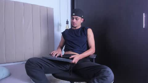 Santi online show from 12, 3, 2026