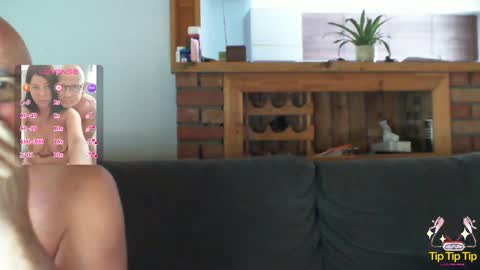 Snapshot of sanroom chatting on 12, 1, 2025 sanroom online show from 12, 1, 2025