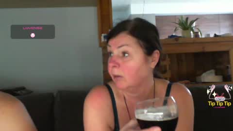 Snapshot of sanroom chatting on 19, 2, 2025 sanroom online show from 19, 2, 2025