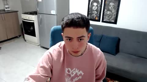 Snapshot of santi_ss chatting on 6, 1, 2026 santi_ss online show from 6, 1, 2026