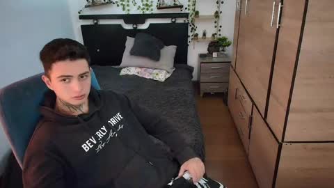 Snapshot of santi_ss chatting on 18, 5, 2026 santi_ss online show from 18, 5, 2026