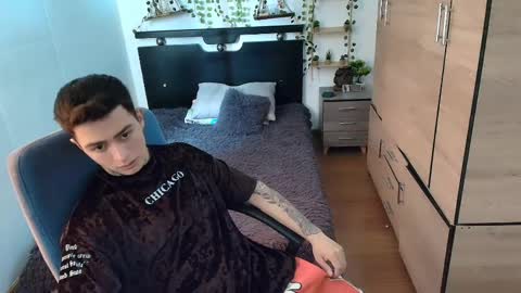 Snapshot of santi_ss chatting on 19, 5, 2026 santi_ss online show from 19, 5, 2026