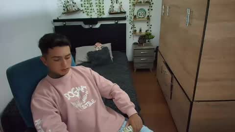 Snapshot of santi_ss chatting on 30, 5, 2026 santi_ss online show from 30, 5, 2026