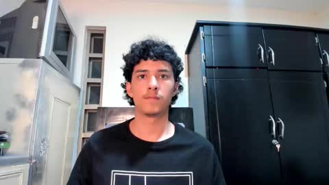 santi_twink19 online show from 3, 2, 2026