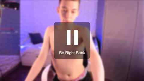 santiago__perez online show from 2, 12, 2025