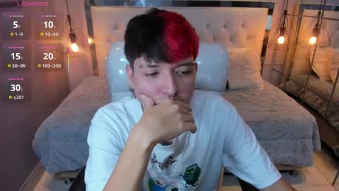 SANTIAGO  online show from 4, 4, 2026