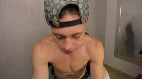 Julius Novachrono  online show from 17, 10, 2025