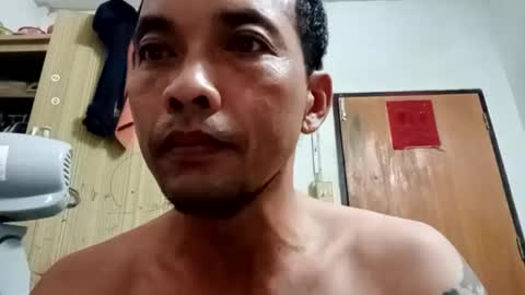 santichai561323 online show from 3, 2, 2025