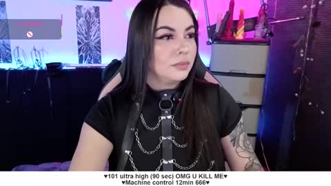 Liah Santos online show from 13, 11, 2025