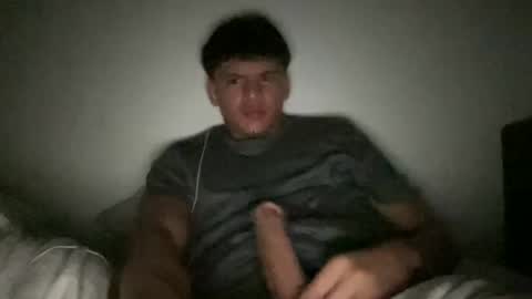 Snapshot of santostreamrcash chatting on 16, 11, 2025 santostreamrcash online show from 16, 11, 2025