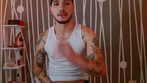 Santy Torres online show from 6, 3, 2025