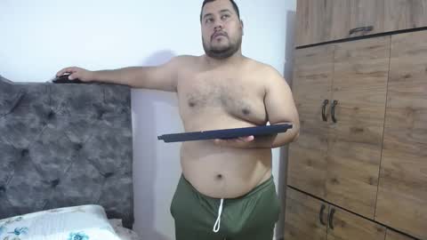 Santiago online show from 12, 9, 2025