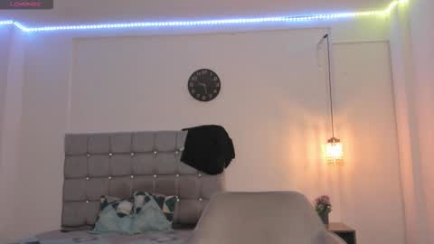 Snapshot of santy_stump chatting on 23, 11, 2025 santy_stump online show from 23, 11, 2025