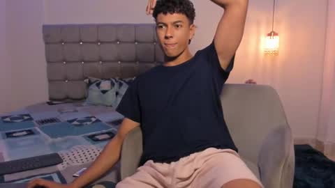 Snapshot of santy_stump chatting on 29, 11, 2025 santy_stump online show from 29, 11, 2025