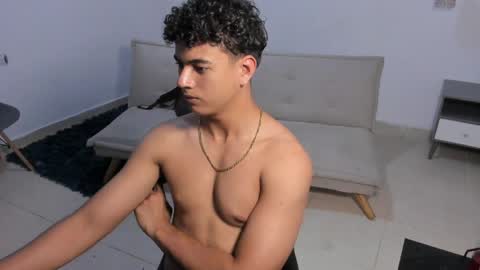 santy_stump online show from 2, 4, 2026