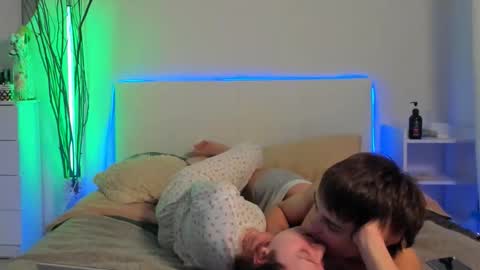 santythousand online show from 4, 2, 2026