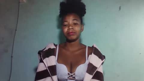 sanyah0123 online show from 16, 12, 2025