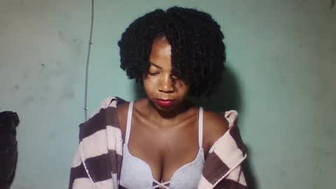 sanyah0123 online show from 15, 1, 2026